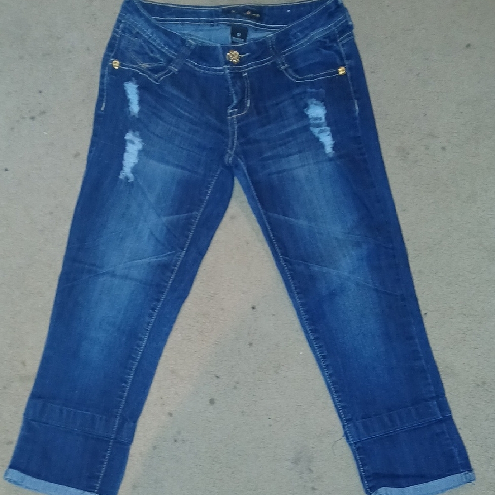 VG Womens Southpole Capri's